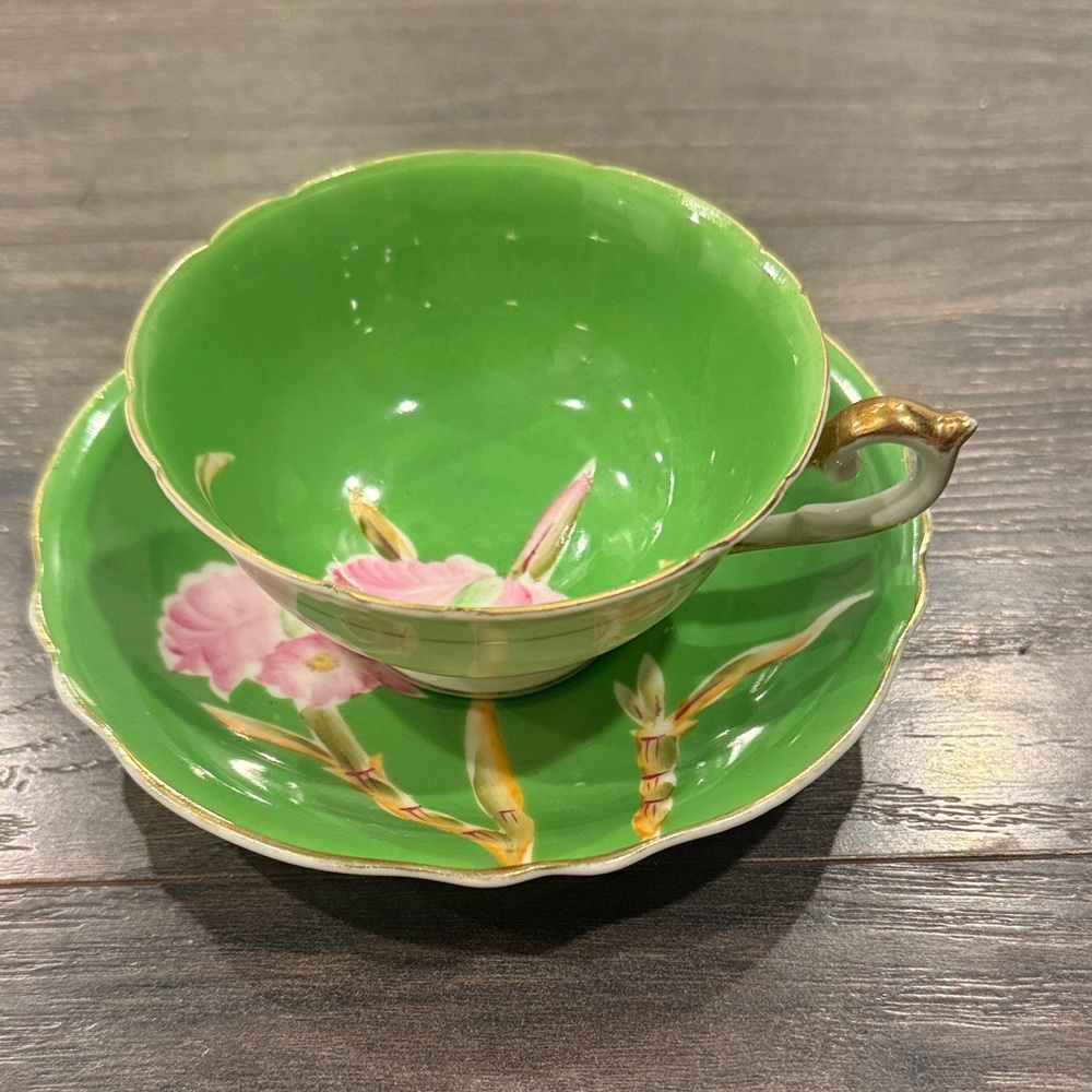 Green Floral Teacup and Saucer Set